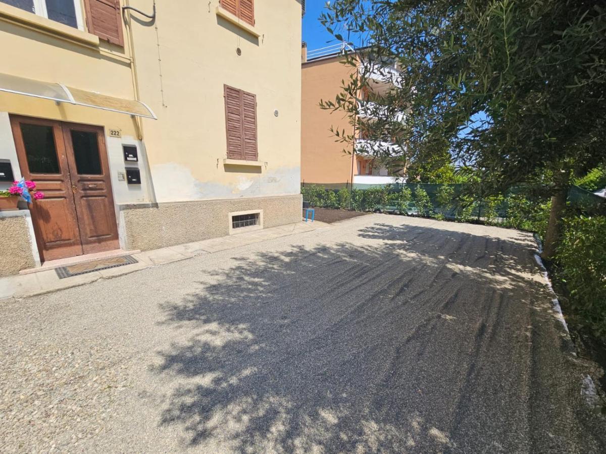 Casa San Michele Hotel Сасуоло Екстериор снимка