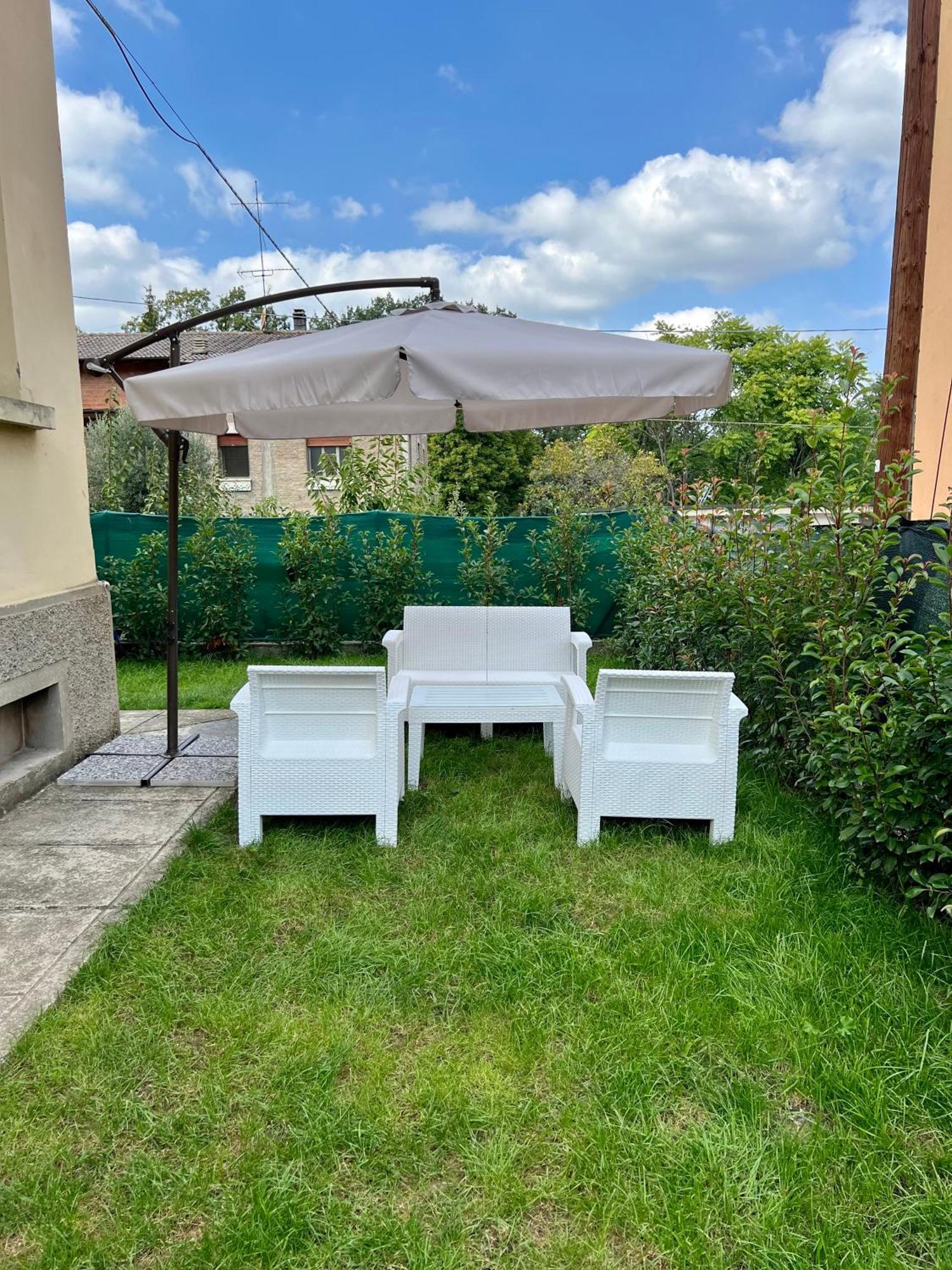 Casa San Michele Hotel Сасуоло Екстериор снимка